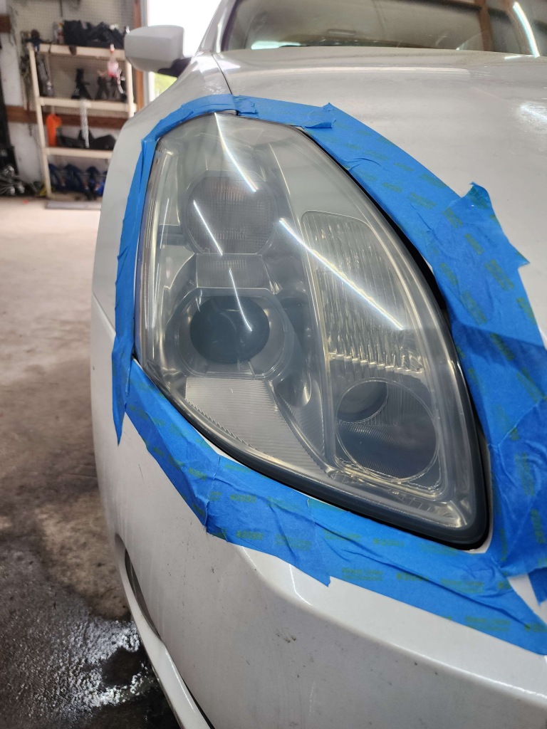 Clearcoat Failure Headlight Restoration : r/AutoDetailing